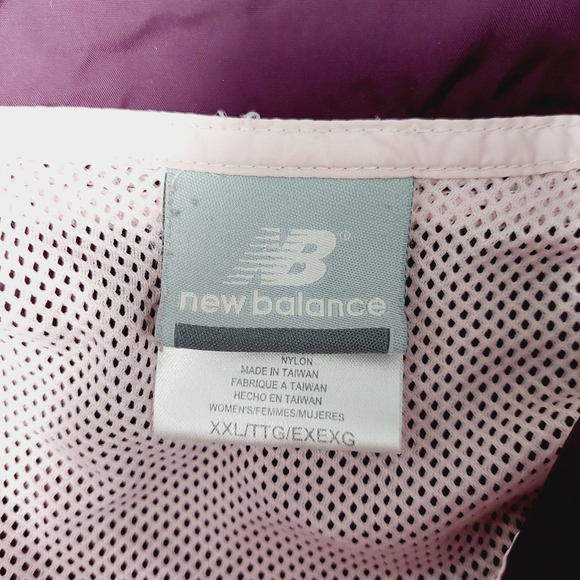 New Balance Women's Track Jacket Full Zip-Up Windbreaker 3029 - Picture 8 of 10